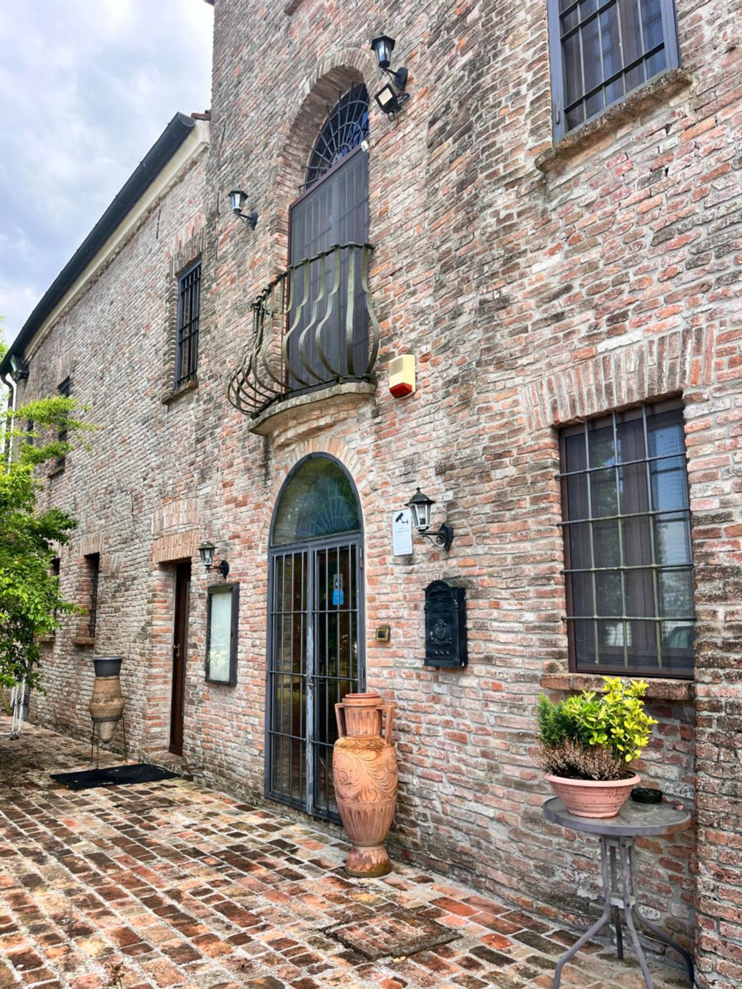 Locanda Corte Arcangeli Ferrara Exteriér fotografie